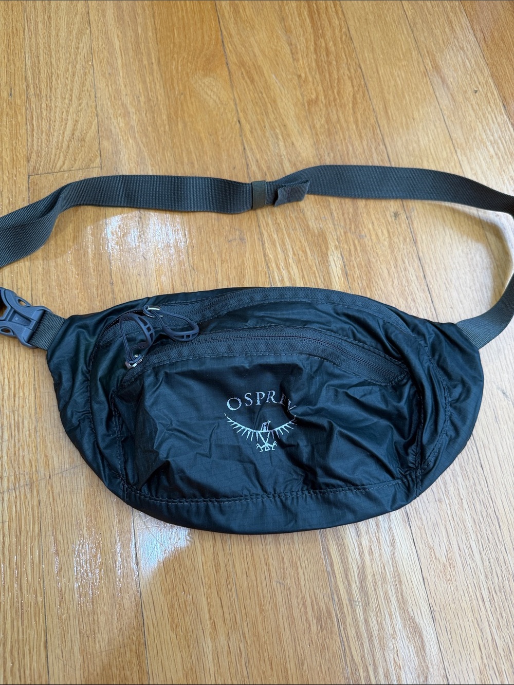 OSPREY Dark Green Belt Bag with Logo Compact Hip Pack